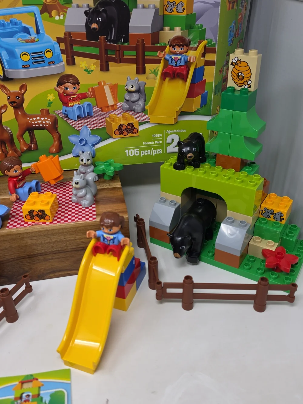 Lego DUPLO Forest Animal Set - Green, Yellow & Blue